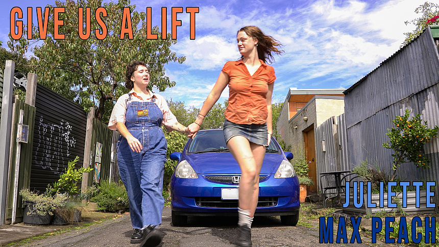 Girls Out West Juliette & Max P Juliette & Max Peach - Give Us A Lift