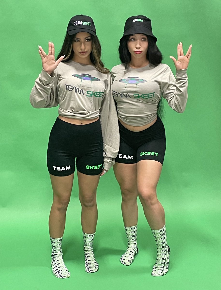 Who’s excited to shop Team Skeet merch?! Behind the scenes of our little shoot today 💚 stay tuned 👽 https://t.co/SK7E2uF9kc
