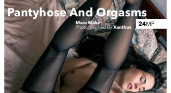 VivThomas Mara Blake – Pantyhose And Orgasms <i class="fas fa-fire"></i>