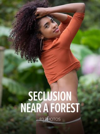 Watch4Beauty Barbie – Seclusion Near A Forest