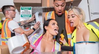 Brazzers BrazzersExxtra Chloe Surreal & Lexi Samplee & Celtic Iron & Air Thugger & Nick Strokes & Mike Avery – Working Girls <i class="fas fa-video"></i>