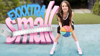 TeamSkeet ExxxtraSmall Sia Wood – Petite Dunk <i class=