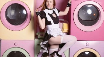 EmilyBloom Emily Bloom – Laundromat