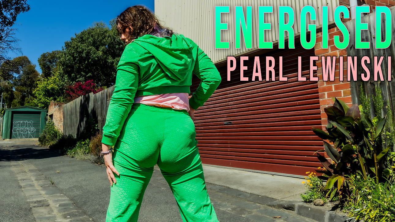 GirlsOutWest Pearl Lewinski – Energised