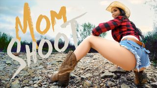 MYLF MomShoot Alexa Payne – Cowgirls Crave Cock