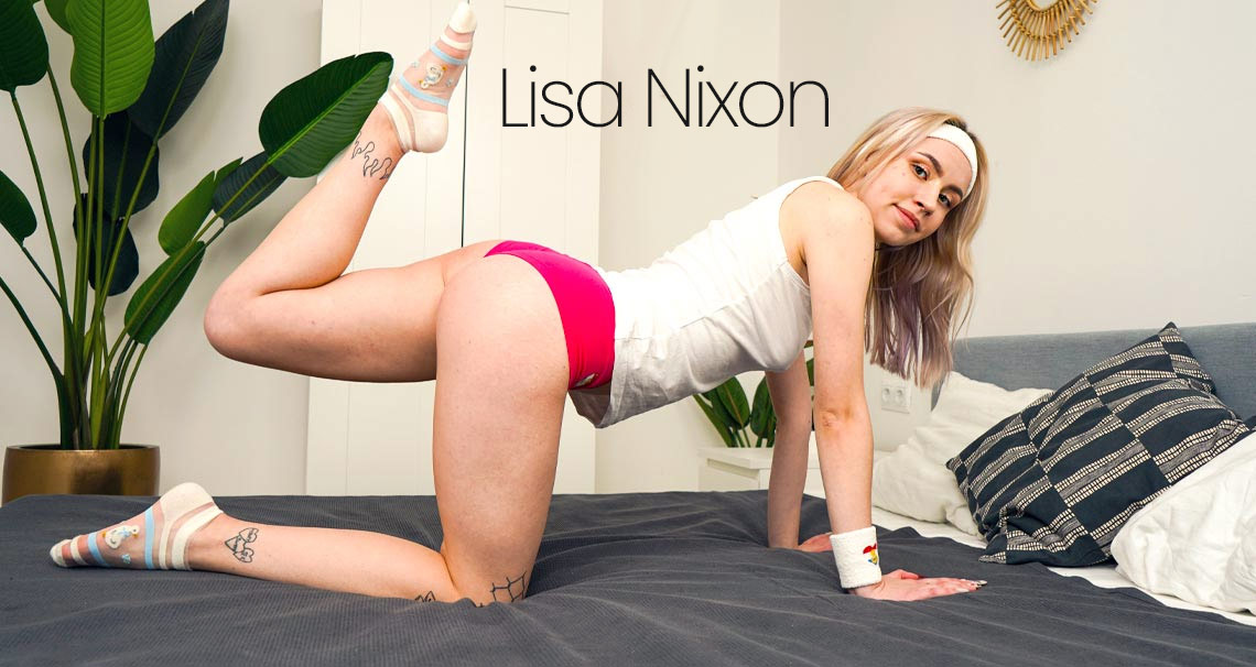 ClubSweethearts-Lisa Nixon-Lisa Nixon stretching her pussy