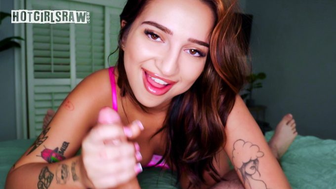 FilthyKings HotGirlsRaw Juan Loco, Kiana Kumani – Horny GF Can’t Wait