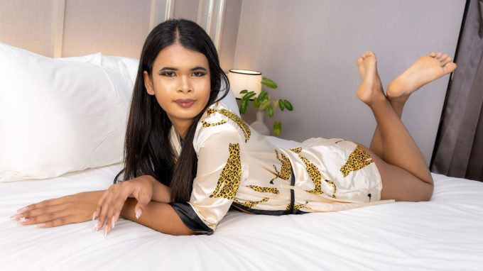 AsianTGirl Miguel – Pretty and Naughty