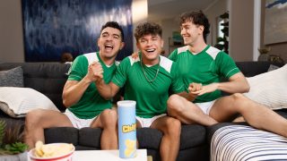 MenNetwork Men.com Drake Von, Finn August – Cock Soccer