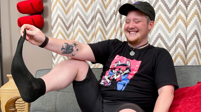 Transnificent Rowan – Rowan Strokes!