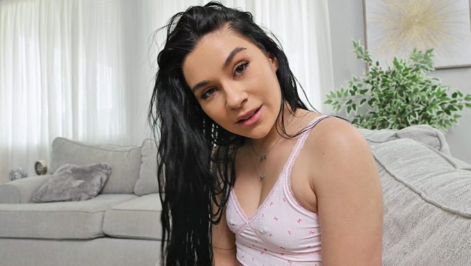 Stepsis Learns To Share Delilah Dagger