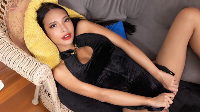 Thai Beauty in Velvet Mila