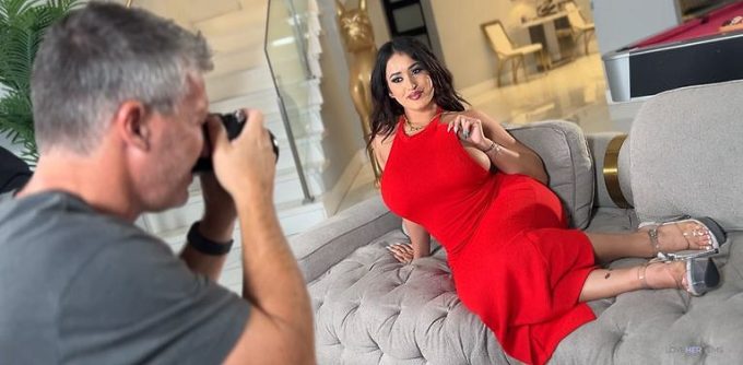 Behind The Scene – Simple Distraction Nia Bleu, Lucas Frost