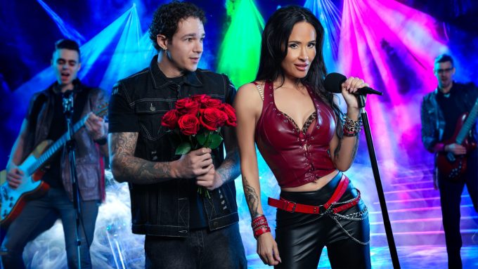 Rockstar MILF Takes Roadie on an Exclusive VIP Tour Izi Blu, Jayden Marcos